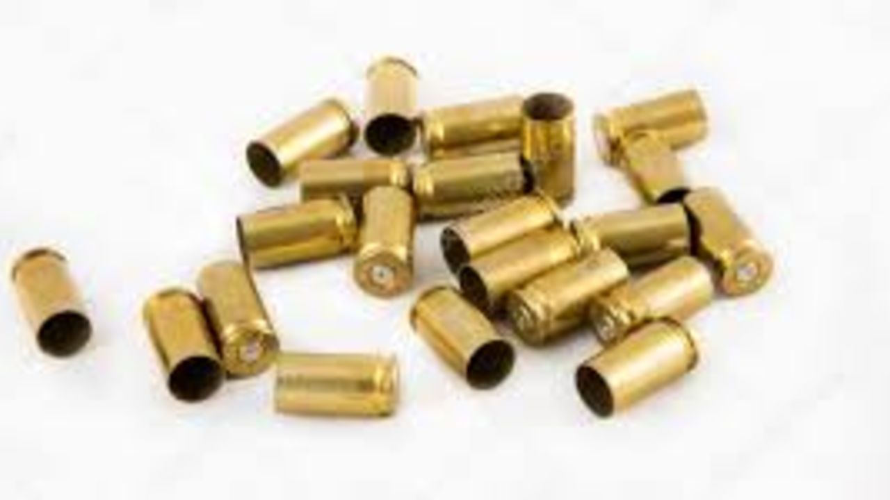 Posse de munição de uso restrito sem arma de fogo, por si só, não caracteriza crime