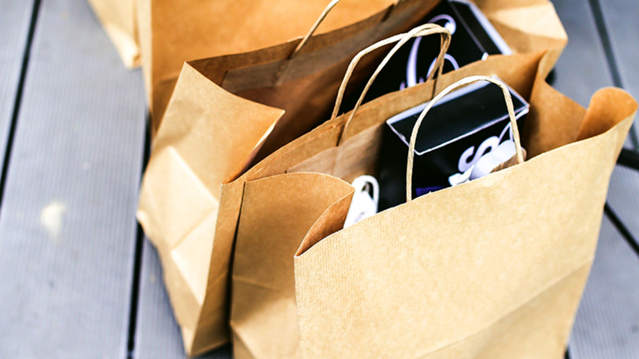 Negada indenização a cliente que afirmou ter sido induzida a realizar compras em loja