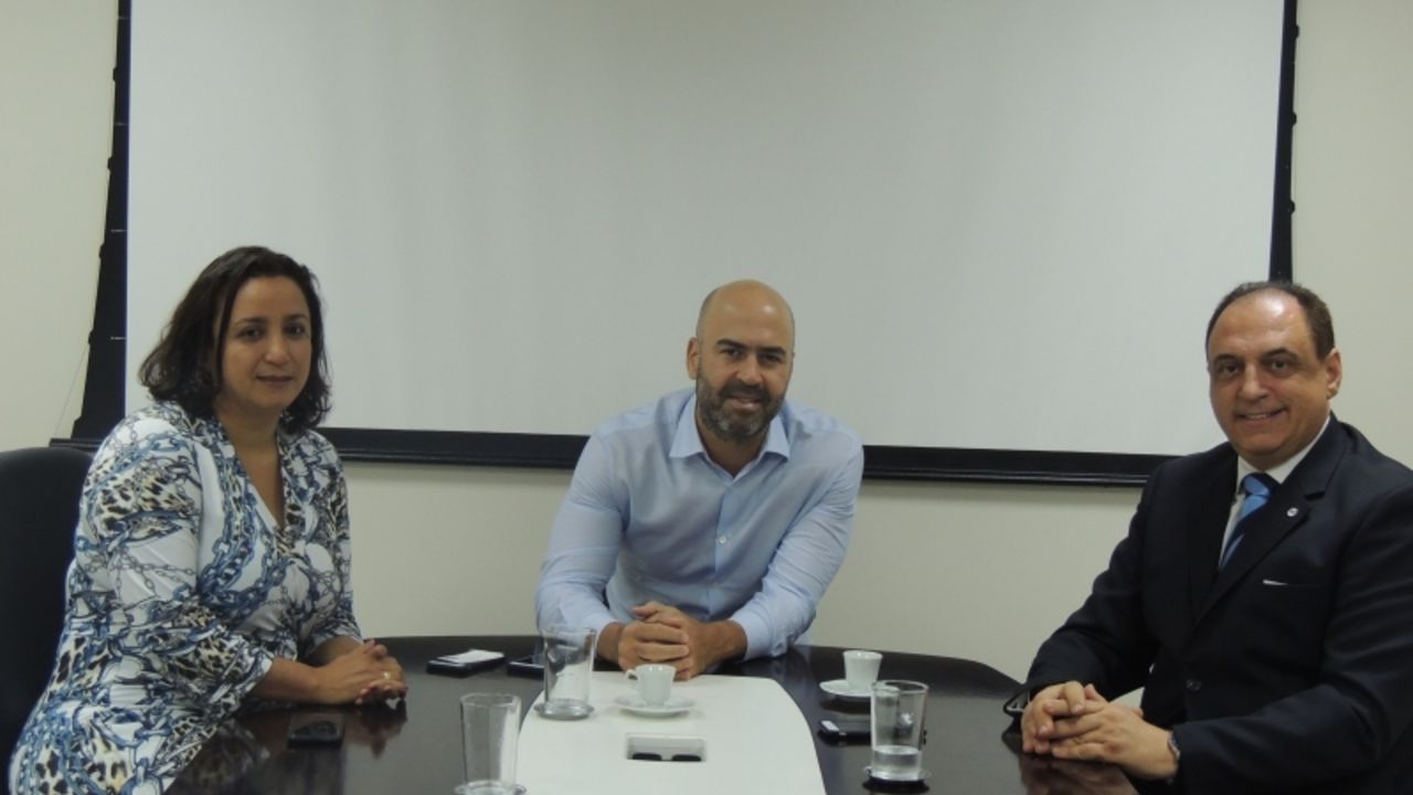 OAB-ES se reúne com novo presidente do Banestes e debate vantagens para advocacia